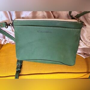Portland Leather Poppy in Succulent Shoulder Bag